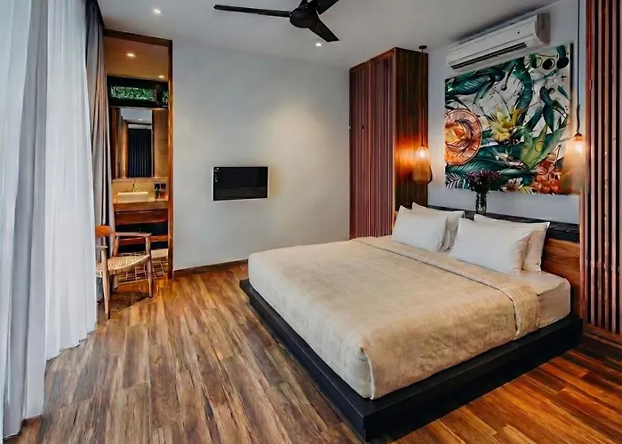 Chers - 5br Infinity Pool, 10 Min Seminyak Villa Canggu (Bali)